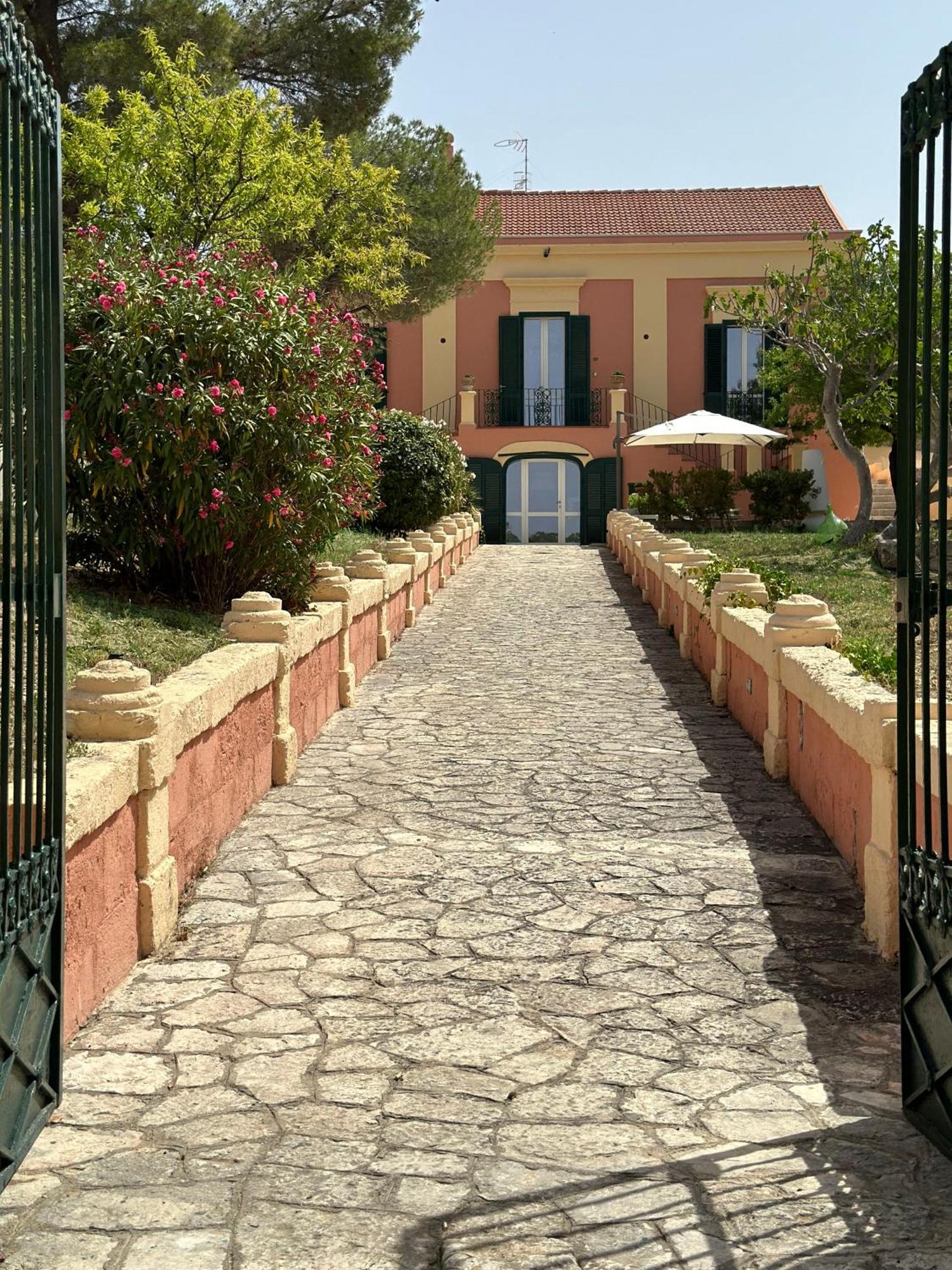 Villa Sine Tempore Fumarola Matera Bagian luar foto